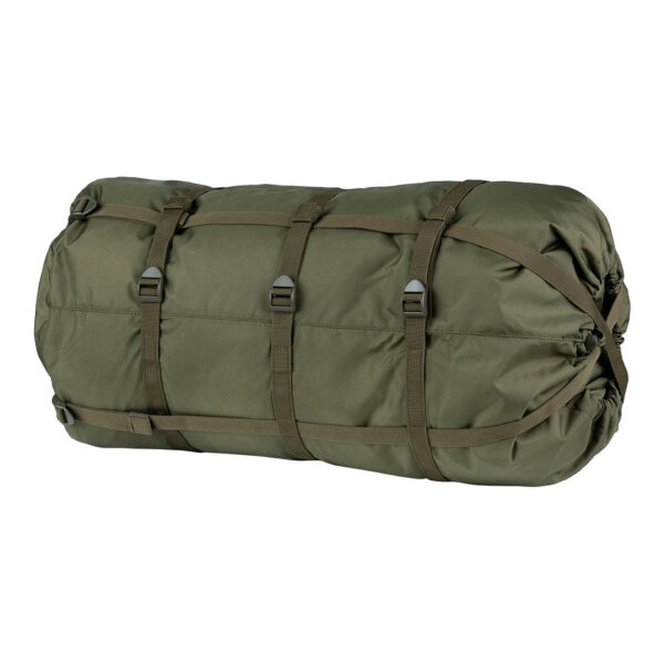 359262 11 02 1 De Compressiezak Large 40L is de ideale oplossing voor het opbergen en vervoeren van slaapzakken en andere uitrusting. Gemaakt van duurzaam 420D nylon, biedt deze waterbestendige zak bescherming tegen vocht in diverse weersomstandigheden. Met speciale compressieriemen kun je de inhoud aanzienlijk verkleinen, waardoor je meer ruimte overhoudt in je rugzak. De zak heeft een inhoud van 40 liter en een handige trekkoordsluiting, perfect voor jouw outdoor avonturen.