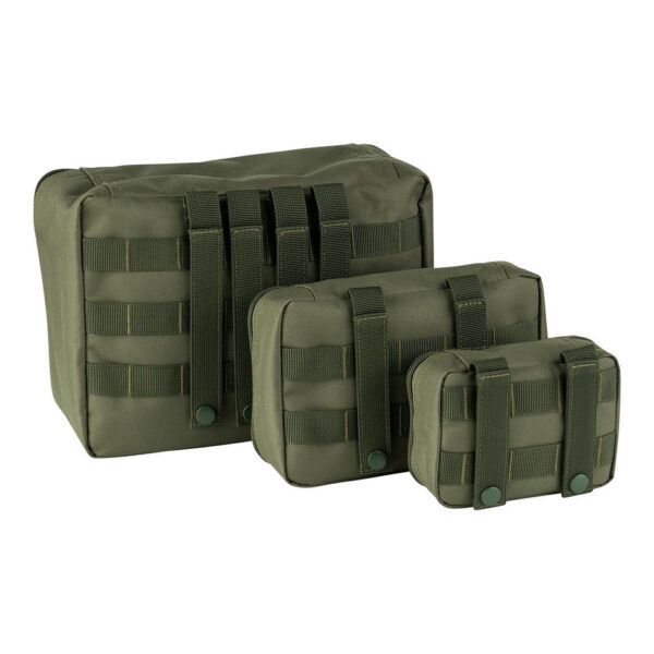 359580 125 03 <p>De Molle organizer Set bestaat uit drie handige pouches, ideaal voor het organiseren van uw reistas. Deze pouches zijn vervaardigd uit duurzaam 600D polyester Oxford-stof en beschikken over een bovenstuk van gaas voor optimale zichtbaarheid. Dankzij de verschillende MOLLE-lussen kunt u ze eenvoudig bevestigen aan uw uitrusting. De set bevat een kleine pouch van 16x12x5 cm, een medium pouch van 23x16x5 cm en een grote pouch van 30x22x13 cm, met een totaal gewicht van slechts 442 gram. Verkrijgbaar in de kleur Ranger Green.</p>
