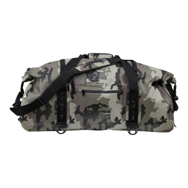359597 51 03 <p>De TF-2215 Waterproof Deployment Duffelbag Camo 90L is een robuuste en waterdichte tas, perfect voor uitdagende outdoor activiteiten. Met een ruime inhoud van 90 liter en een stevig sluitsysteem blijven je spullen droog tijdens motorrijden, kajakken of kamperen. Voorzien van handige bevestigingsriemen, een verstevigd handvat en een comfortabele schouderdraagband, is deze duffelbag ideaal voor avontuurlijke expedities en weekendtrips.</p>