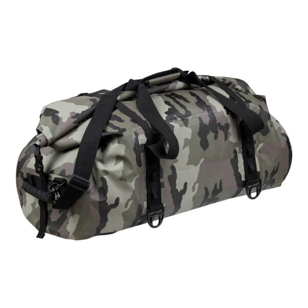 359597 51 05 <p>De TF-2215 Waterproof Deployment Duffelbag Camo 90L is een robuuste en waterdichte tas, perfect voor uitdagende outdoor activiteiten. Met een ruime inhoud van 90 liter en een stevig sluitsysteem blijven je spullen droog tijdens motorrijden, kajakken of kamperen. Voorzien van handige bevestigingsriemen, een verstevigd handvat en een comfortabele schouderdraagband, is deze duffelbag ideaal voor avontuurlijke expedities en weekendtrips.</p>