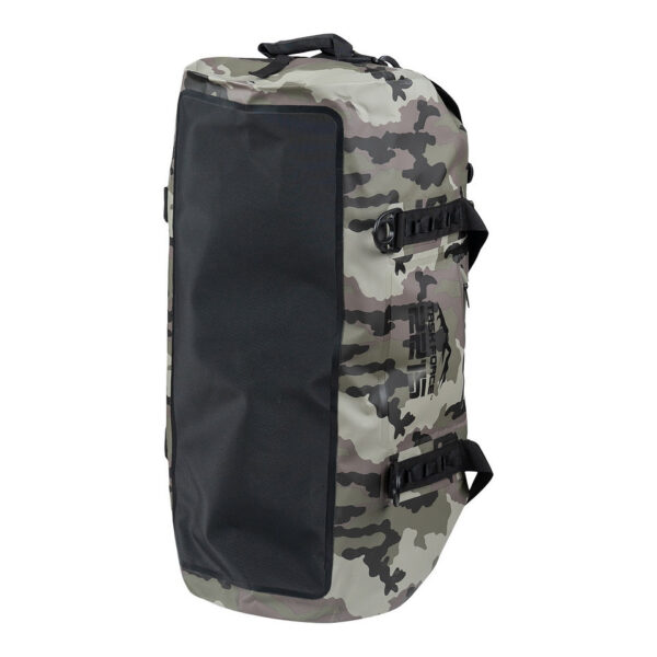 359597 51 06 <p>De TF-2215 Waterproof Deployment Duffelbag Camo 90L is een robuuste en waterdichte tas, perfect voor uitdagende outdoor activiteiten. Met een ruime inhoud van 90 liter en een stevig sluitsysteem blijven je spullen droog tijdens motorrijden, kajakken of kamperen. Voorzien van handige bevestigingsriemen, een verstevigd handvat en een comfortabele schouderdraagband, is deze duffelbag ideaal voor avontuurlijke expedities en weekendtrips.</p>