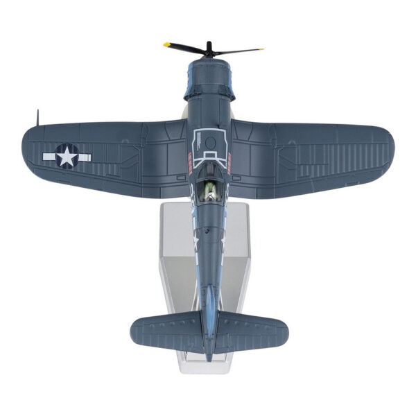 412711 99 03 <p>Ontdek het gedetailleerde Die-cast Model van de F4U Corsair in schaal 1:72. Dit iconische gevechtsvliegtuig, beroemd om zijn unieke omgekeerde vleugels en belangrijke rol in de Stille Oceaan tijdens de Tweede Wereldoorlog, staat stevig op een standaard. Een must-have voor verzamelaars en liefhebbers van militaire luchtvaart, vervaardigd met een metalen basis en plastic onderdelen voor een authentieke uitstraling.</p>