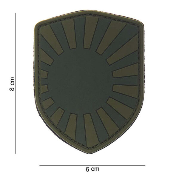 444130 3786 99 01 <p>Voeg een authentiek detail toe aan je militaire of outdoor uitrusting met het 3D PVC schild van Japanse oorlog in de kleur groen (#10016). Dit hoogwaardige embleem is voorzien van een praktische klittenband achterzijde, waardoor het eenvoudig te bevestigen is op kleding, rugzakken of andere uitrusting. Perfect voor verzamelaars of als onderdeel van je persoonlijke stijl, dit embleem is een must-have voor iedere liefhebber van militaire geschiedenis.</p>