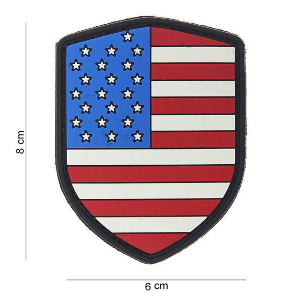 444130 3791 99 01 <p>Ontdek ons hoogwaardige 3D PVC schild USA #10012, perfect voor het personaliseren van je uitrusting. Dit embleem is voorzien van een sterke klittenband aan de achterzijde, waardoor het eenvoudig te bevestigen is op jassen, tassen of andere uitrusting. Het robuuste ontwerp zorgt ervoor dat het embleem lang meegaat, zelfs onder zware omstandigheden. Voeg een vleugje patriotisme toe aan je militaire of outdoor gear met dit stijlvolle en functionele embleem.</p>