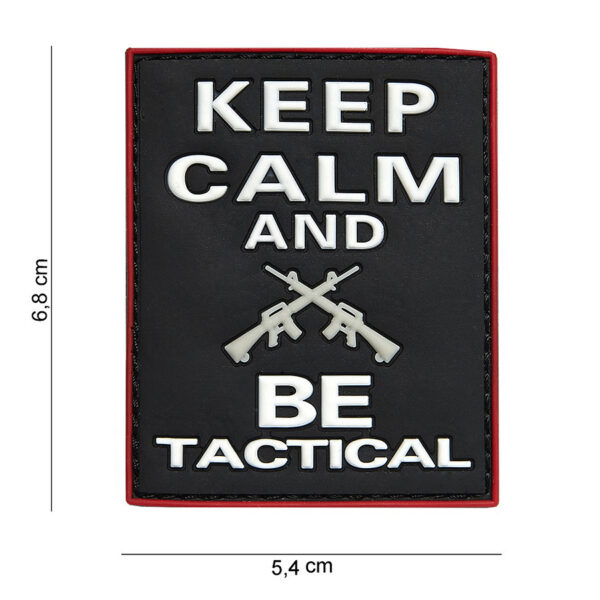 444130 3960 99 01 <p>Ontdek het unieke 3D PVC embleem 'Keep calm and BE tactical' in zwart, ideaal voor elke outdoor- of militaire uitrusting. Dit stijlvolle embleem is voorzien van een handige klittenband aan de achterzijde, waardoor het eenvoudig op te bevestigen is aan kleding of gear. Geef je uitrusting een persoonlijke touch en laat zien dat je klaar bent voor avontuur. Perfect voor zowel professionals als hobbyisten die van tactical gear houden.</p>