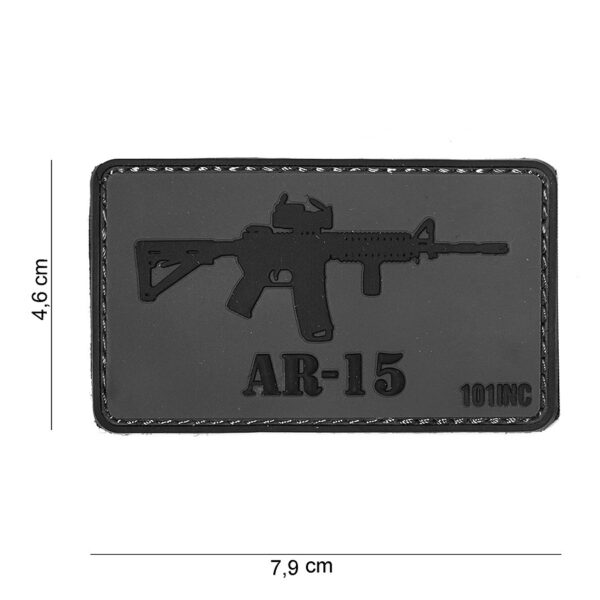 444130 4038 99 01 <p>Het 3D PVC embleem AR-15 #15077 is een stijlvolle toevoeging aan uw militaire of outdoor uitrusting. Dit hoogwaardige embleem is voorzien van een klittenband achterzijde, waardoor het eenvoudig op uw kleding of gear te bevestigen is. Met zijn gedetailleerde ontwerp is het niet alleen functioneel, maar ook een echte eyecatcher. Voeg dit unieke embleem toe aan uw collectie en geef uw uitstraling een professionele touch.</p>