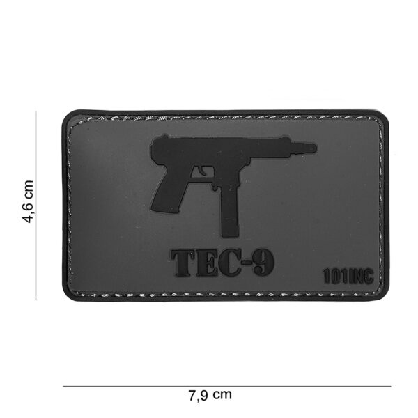 444130 4045 99 01 <p>Voeg een unieke touch toe aan je uitrusting met het Embleem 3D PVC TEC-9 #15073. Dit hoogwaardige embleem is vervaardigd van duurzaam PVC en voorzien van een handige klittenband aan de achterzijde, waardoor het eenvoudig te bevestigen is op kleding, tassen of harnassen. Ideaal voor zowel militair gebruik als outdoor avonturen, dit embleem is een must-have voor elke liefhebber van militaire en tactische uitrusting.</p>