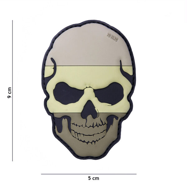 444130 5002 99 01 <p>Het Embleem 3D PVC skull Nederland subdued #16022 is een stijlvol en opvallend accessoire voor iedere outdoor- of militair liefhebber. Dit hoogwaardige PVC-embleem is voorzien van een stevige klittenbandsluiting aan de achterzijde, waardoor het eenvoudig aan kleding of uitrusting te bevestigen is. Met zijn unieke ontwerp voegt dit embleem een gedurfde uitstraling toe aan uw gear, perfect voor op de camping, tijdens evenementen of in het dagelijks leven.</p>