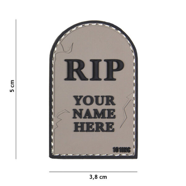 444130 5048 99 01 <p>Voeg een stoere touch toe aan je uitrusting met het Embleem 3D PVC RIP in grijs (#18027). Dit hoogwaardige embleem is vervaardigd van duurzaam PVC en voorzien van klittenband aan de achterzijde, waardoor het eenvoudig op kleding of uitrusting te bevestigen is. Perfect voor militaire fans en outdoor liefhebbers die op zoek zijn naar een stijlvolle en functionele toevoeging aan hun gear.</p>