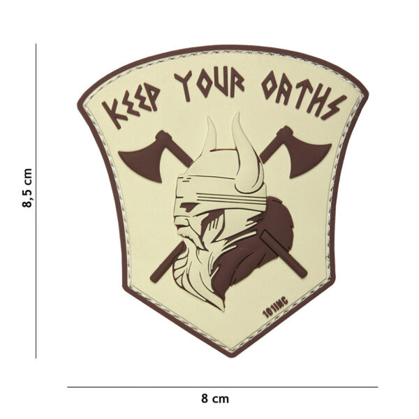 444130 5117 99 01 <p>Het 3D PVC embleem 'Keep your oaths' in beige is een must-have voor elke outdoor- en militaire uitrusting. Dit hoogwaardige embleem beschikt over een stevige klittenband aan de achterzijde, waardoor het eenvoudig bevestigd kan worden aan jassen, rugzakken of andere gear. Met zijn opvallende ontwerp voegt dit embleem niet alleen karakter toe, maar benadrukt het ook je toewijding aan je beloftes. Een perfect accessoire voor elke avontuurlijke geest.</p>