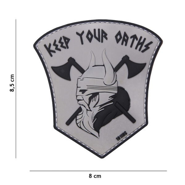 444130 5120 99 01 <p>Het 3D PVC embleem 'Keep your oaths' in grijs (#19005) is een stoer en stijlvol accessoire voor elke militaire of outdoor fan. Dit duurzame embleem is voorzien van klittenband aan de achterzijde, waardoor het eenvoudig op kleding of uitrusting kan worden bevestigd. Perfect voor het personaliseren van je gear of het tonen van je toewijding aan waarden en beloftes. Voeg dit unieke embleem toe aan je collectie en maak een statement!</p>