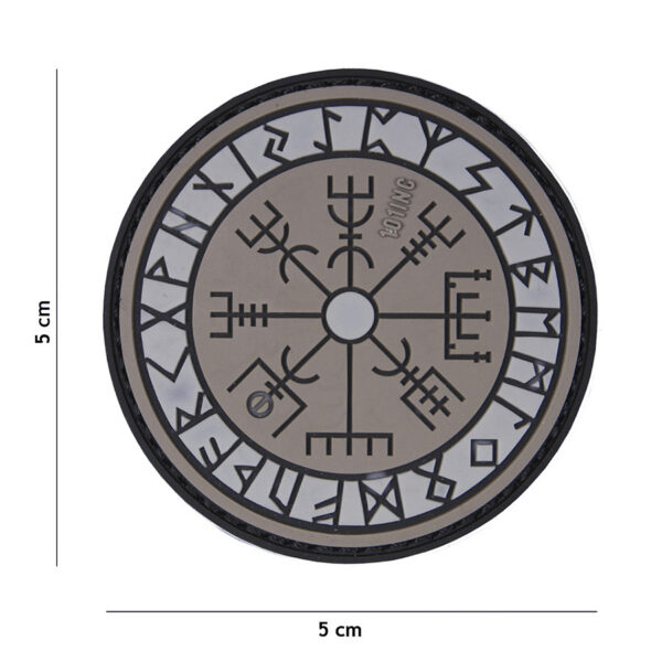 444130 5146 99 01 <p>Het embleem 3D PVC Protect shield in grijs (#17003) is een robuust en stijlvol accessoire voor je militaire of outdooruitrusting. Dit hoogwaardige embleem is vervaardigd uit duurzaam PVC en is voorzien van een klittenbandsluiting aan de achterzijde, waardoor het eenvoudig te bevestigen is op verschillende textielen. Voeg een persoonlijk tintje toe aan je uitrusting of kleding met dit veelzijdige embleem dat perfect is voor zowel functionele als decoratieve doeleinden.</p>