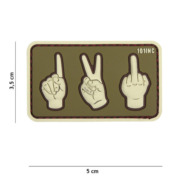 444130 5158 99 01 <p>Het 3D PVC embleem 'one, two, fuck you' in groen/beige is een opvallende toevoeging aan je militaire of outdoor uitrusting. Dit embleem is vervaardigd van duurzaam PVC en voorzien van een klittenband aan de achterzijde, waardoor het gemakkelijk op verschillende stoffen kan worden bevestigd. Met zijn unieke ontwerp is dit embleem niet alleen praktisch, maar ook een echte eye-catcher voor jouw gear. Perfect voor iedereen die zijn stijl een persoonlijke touch wil geven.</p>