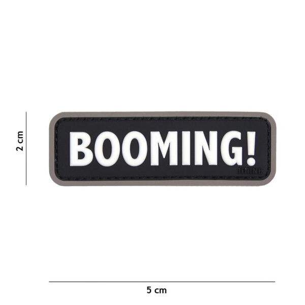 444130 5161 99 01 <p>Ontdek het unieke Embleem 3D PVC Booming! in zwart (#18048). Dit hoogwaardige embleem is vervaardigd van duurzaam PVC en is voorzien van klittenband aan de achterzijde, waardoor het eenvoudig te bevestigen is op verschillende oppervlakken. Perfect voor het personaliseren van je kleding of uitrusting, dit embleem voegt een stoere uitstraling toe aan je militaire of outdoor gear. Een must-have voor elke liefhebber van unieke accessoires!</p>