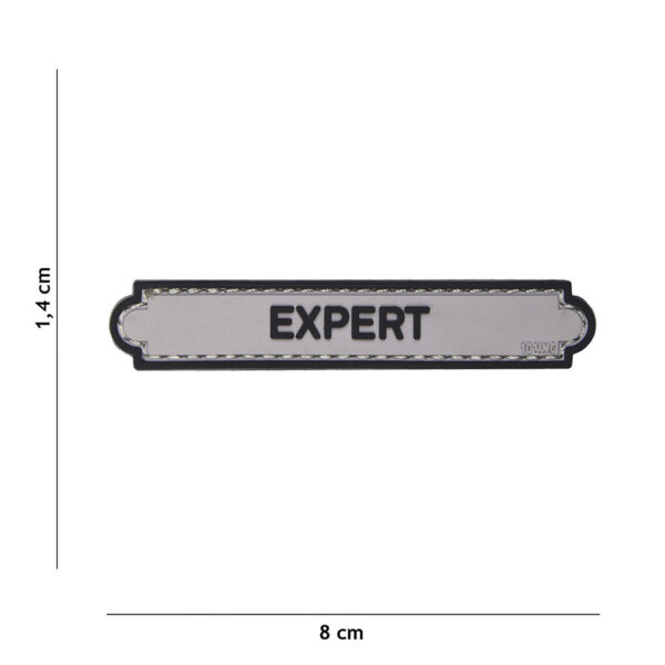 444130 5204 99 01 <p>Het Embleem 3D PVC Expert tab in grijs (#17063) is een hoogwaardige toevoeging aan uw uitrusting. Dit duurzame embleem is vervaardigd van robuust PVC en is voorzien van klittenband aan de achterzijde, waardoor het eenvoudig te bevestigen is op verschillende oppervlakken. Perfect voor het personaliseren van uw militaire of outdoor gear, biedt dit embleem niet alleen stijl, maar ook functionaliteit. Een must-have voor elke echte outdoor liefhebber.</p>