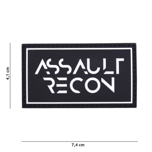 444130 5258 99 01 <p>Het Embleem 3D PVC Assault recon in zwart (#16113) is een hoogwaardig embleem dat perfect is voor iedere militaire of outdoor liefhebber. Dit sterke en duurzame PVC-embleem is voorzien van klittenband aan de achterzijde, waardoor het eenvoudig op verschillende uitrustingen kan worden bevestigd. Met zijn strakke ontwerp en gedetailleerde afwerking is dit embleem niet alleen functioneel, maar ook een stijlvolle toevoeging aan je outfit.</p>