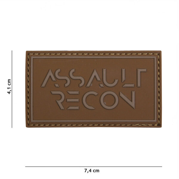 444130 5259 99 01 <p>Ontdek het 3D PVC Embleem Assault Recon in coyote kleur (#12046), perfect voor het personaliseren van je militaire of outdoor uitrusting. Dit embleem is voorzien van een handige klittenband achterzijde, waardoor je het eenvoudig kunt bevestigen op jassen, rugzakken of andere textiel. Met zijn robuuste en duurzame ontwerp is het embleem niet alleen een stijlvol accessoire, maar ook een praktische toevoeging voor elke avonturier.</p>