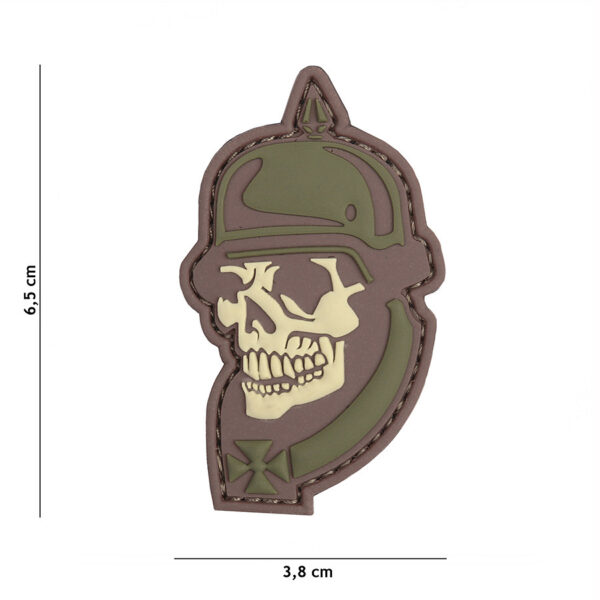 444130 5367 99 01 <p>Het Embleem 3D PVC WW I skull #20045 is een stoer en uniek accessoire voor elke militaire of outdoor liefhebber. Dit hoogwaardige PVC-embleem is voorzien van een praktische klittenband aan de achterzijde, waardoor het eenvoudig te bevestigen is op kleding of uitrusting. Met zijn gedetailleerde ontwerp en robuuste uitstraling is dit embleem perfect voor het personaliseren van jouw gear of het toevoegen van een tactische touch aan je outfit.</p>