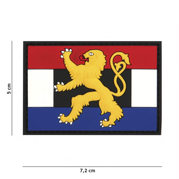 444130 5398 99 01 <p>Het 3D PVC embleem van de Benelux vlag (#20069) is een stijlvol en duurzaam accessoire voor elke militaire of outdoor uitrusting. Dit embleem is voorzien van klittenband aan de achterzijde, waardoor het eenvoudig te bevestigen is aan kleding of uitrusting. Met zijn hoogwaardige afwerking en levendige kleuren is het een perfecte manier om je trots op de Benelux te tonen, of het nu voor persoonlijke gebruik is of voor in een team. Voeg dit unieke embleem toe aan je collectie!</p>