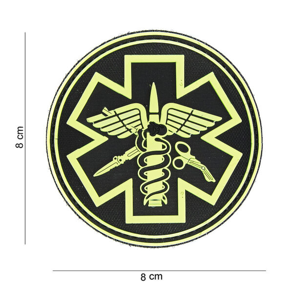 444150 4056 99 01 <p>Het 3D PVC Embleem Para Medic #13053 is een stevig en duurzaam embleem dat perfect is voor elke militaire of outdoor uitrusting. Het embleem is voorzien van klittenband aan de achterzijde, waardoor het eenvoudig op kleding of uitrusting te bevestigen is. Dit embleem is niet alleen een praktische toevoeging, maar ook een symbool van trots voor iedereen die betrokken is bij de medische ondersteuning in uitdagende situaties.</p>