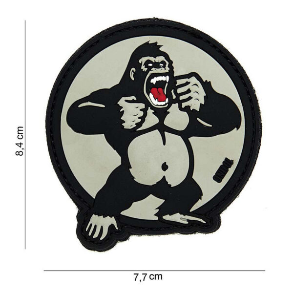 444180 3874 99 01 <p>Voeg een stoere touch toe aan je uitrusting met het 3D PVC Embleem King Kong in het wit. Dit hoogwaardige embleem is ontworpen met klittenband aan de achterzijde, waardoor het eenvoudig te bevestigen is op kleding, tassen of andere uitrusting. Perfect voor militaire en outdoor liefhebbers die hun stijl willen personaliseren en een krachtig statement willen maken. Laat je persoonlijkheid zien met dit unieke embleem!</p>