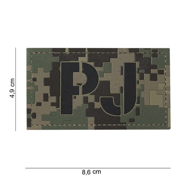 444180 4074 99 01 <p>Het 3D PVC embleem PJ dig. woodland #16105 is een veelzijdige en duurzame toevoeging aan uw militaire of outdoor uitrusting. Dit embleem is vervaardigd uit hoogwaardig PVC en beschikt over een stevige klittenband aan de achterzijde, waardoor het eenvoudig op verschillende textielen bevestigd kan worden. Met zijn camouflage-ontwerp in woodland-stijl is het niet alleen functioneel, maar ook een stijlvolle accessoire voor elke fan van militaire stijl. Ideaal voor op vesten, jassen of rugzakken.</p>