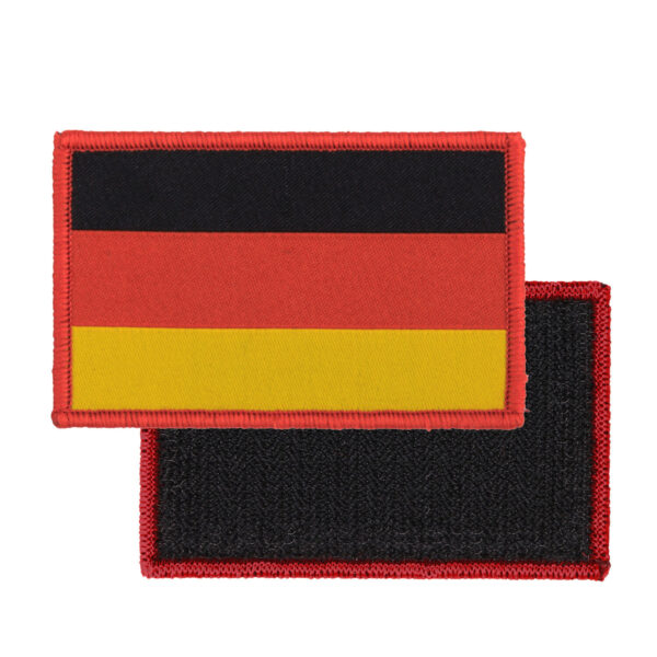 446100 10001 99 02 <p>Ontdek ons zeer fijn geweven embleem van de vlag van Duitsland, gemaakt van 100% stof en voorzien van een handige klittenband achterzijde. Dit embleem is niet alleen functioneel, maar ook een prachtig detail voor uw militaire of outdoor uitrusting. Dankzij de fijne weving zijn de details helder en scherp, waardoor het embleem een professionele uitstraling heeft. Perfect voor op kleding of uitrusting.</p>