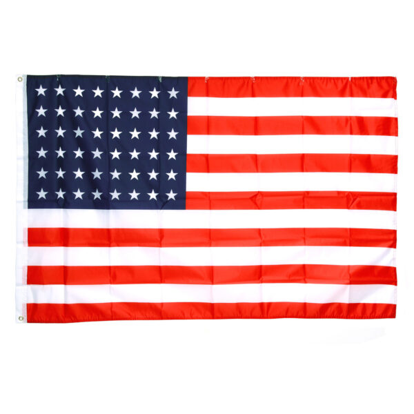 447200 063 75 01 <p>Ontdek de Vlag USA met 48 sterren, vervaardigd van 100% polyester. Deze duurzame en weerbestendige vlag heeft een afmeting van 1 x 1,5 meter, waardoor hij perfect is voor zowel binnen- als buitentoepassingen. Of je nu een patriot bent of gewoon een liefde voor de Amerikaanse cultuur hebt, deze vlag is een uitstekende aanvulling op je collectie. Beschikbaar in diverse kleuren, maak je ruimte compleet met deze opvallende en symbolische vlag.</p>