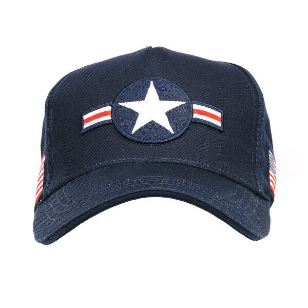 215112 12 02 <p>De Fostex® USAF Roundel baseball cap is een stijlvolle en comfortabele pet met een 3D geborduurd USAF-logo. Gemaakt van 100% katoen, biedt deze cap een perfecte pasvorm en is verstelbaar aan de achterzijde voor optimaal draagcomfort. Het iconische USAF Roundel, dat zijn oorsprong vindt in de Tweede Wereldoorlog, maakt deze cap niet alleen een modieuze keuze, maar ook een eerbetoon aan de rijke geschiedenis van de Amerikaanse Luchtmacht. Verkrijgbaar in een klassieke blauwe kleur.</p>