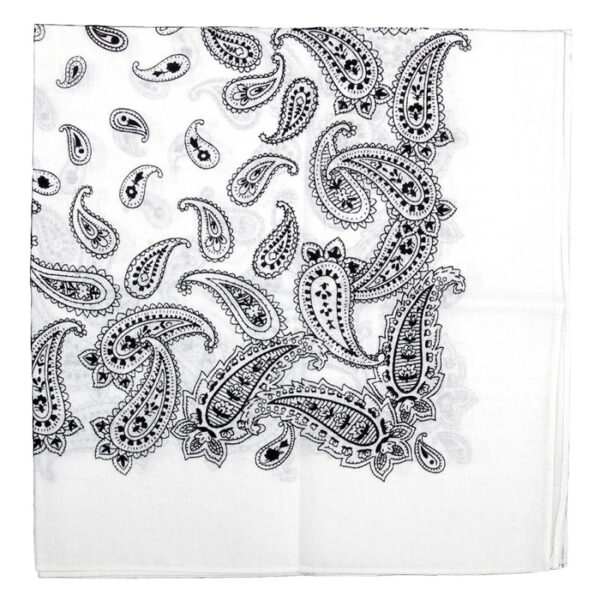 217190 365 99 217190 365 99 01 <p>Ontdek de veelzijdigheid van de Bandana patroon wit #130, vervaardigd van 100% katoen voor een comfortabele en ademende pasvorm. Deze stijlvolle bandana is perfect voor zowel outdoor activiteiten als dagelijks gebruik. Of je hem nu als hoofddeksel, sjaal of accessoire draagt, met dit tijdloze ontwerp maak je altijd een statement. Een onmisbaar item voor iedere avontuurlijke geest!</p>