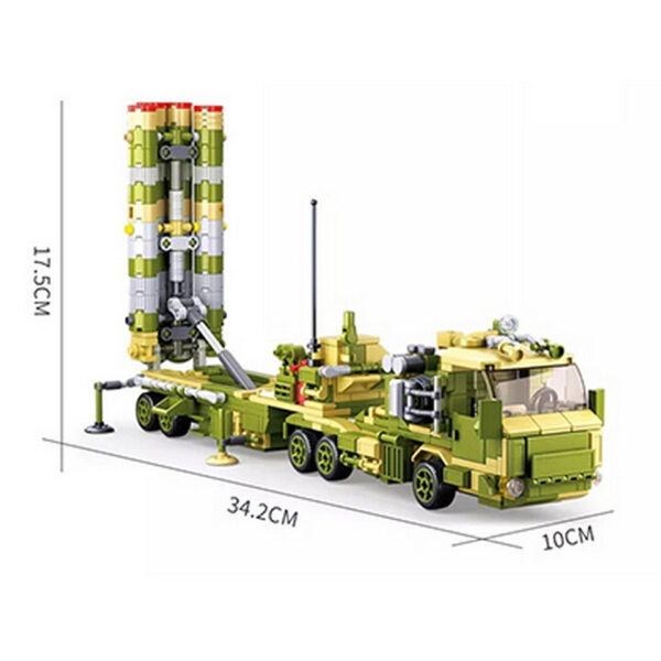 413360 99 07 <p>Ontdek de Sluban Army luchtdoelraket S-400 6 in 1 M38-B0782, een fascinerende bouwset voor militairen en bouwliefhebbers. Met 713 blokjes en 6 minifiguren biedt deze set eindeloze mogelijkheden voor creatief spel. Sluban staat bekend om zijn compatibiliteit met andere grote bouwsteenmerken, waardoor je volop kunt combineren en uitbreiden. De set is geschikt voor kinderen vanaf 6 jaar en heeft een gemiddelde moeilijkheidsgraad, perfect voor een uitdagende bouwervaring.</p>