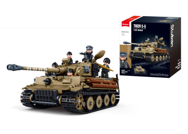 413371 99 04 <p>Bouw de indrukwekkende Sluban Tiger Tank op schaal 1:35 met de M38-B1533 set. Met maar liefst 943 bouwstenen is dit model perfect voor liefhebbers van militaire voertuigen. De tank is compatibel met andere grote bouwsteenmerken, waardoor je eindeloze combinatiemogelijkheden hebt voor je verzameling. Geschikt voor bouwers vanaf 8 jaar, biedt deze set niet alleen een uitdagend project, maar ook een prachtig display-item voor elke modelbouwliefhebber.</p>