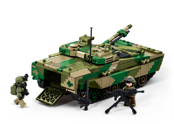 413376 99 02 <p>Bouw het indrukwekkende ZBD-04AS infanteriegevechtsvoertuig met de Sluban Army set M38-B1592. Deze bouwset bevat 385 hoogwaardige bouwstenen en is schaal 1:44, perfect voor verzamelaars van militaire modellen. De stenen zijn compatibel met andere bekende merken, waardoor je eindeloze bouwmogelijkheden hebt. Geschikt voor kinderen vanaf 8 jaar, deze set biedt een uitdagend en leuk project voor iedere militaire modelbouwer.</p>