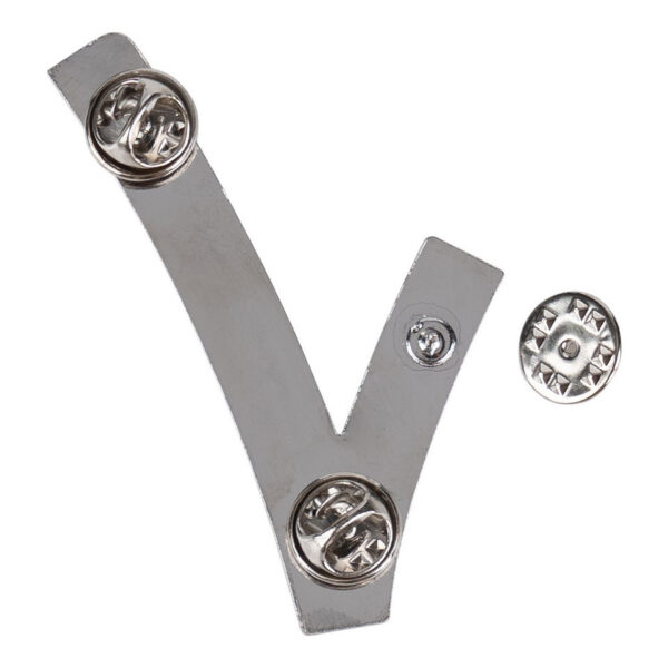 441004 6142 99 02 Het Embleem metaal Security pin #6062 is een stijlvol en duurzaam metalen embleem, perfect voor het accentueren van je outfit of gear. Dit hoogwaardige embleem is ontworpen met een duidelijke tekst en afbeelding, wat het een ideale keuze maakt voor beveiligingsprofessionals of outdoor enthousiastelingen die een professionele uitstraling willen. Het embleem is eenvoudig te bevestigen en voegt een vleugje autoriteit toe aan elke outfit. Een must-have accessoire voor wie kwaliteit en stijl waardeert.