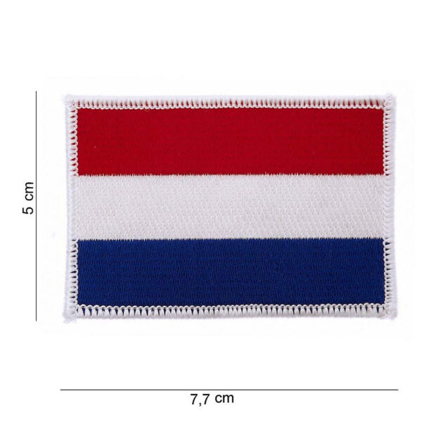 442302 623 75 01 <p>Het Embleem stof vlag Holland klein #1026 is een perfect accessoire voor elke fan van Nederland. Dit hoogwaardige embleem is vervaardigd van duurzame stof en toont trots de herkenbare vlag met bijpassende tekst. Verkrijgbaar in diverse kleuren, is dit embleem ideaal voor op kleding, tassen of andere accessoires. Voeg een vleugje Nederlandse trots toe aan je outfit met dit stijlvolle en veelzijdige embleem.</p>