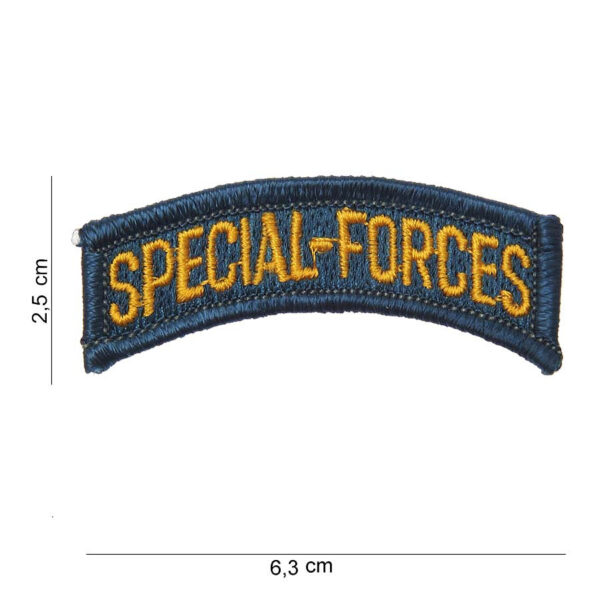 442302 702 75 442302 702 75 01 <p>Voeg een vleugje militaire stijl toe aan je outfit met het Embleem stof special forces blauw/geel #3031. Dit hoogwaardige embleem is vervaardigd van duurzame stof en beschikt over een opvallende tekst en afbeelding die de geest van de speciale eenheden weerspiegelt. Perfect voor op kleding, rugzakken of andere accessoires. Verkrijgbaar in verschillende kleuren om aan jouw persoonlijke stijl te voldoen. Een must-have voor elke outdoor- en militaire enthousiasteling!</p>