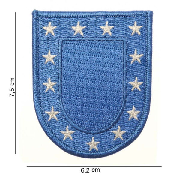 442304 639 75 01 <p>Het Embleem stof US army groot #3021 is een hoogwaardige en duurzame patch met een authentieke uitstraling. Dit embleem, voorzien van een gedetailleerde tekst en afbeelding, is perfect voor het personaliseren van kleding en uitrusting. Verkrijgbaar in diverse kleuren, voegt dit embleem een stoere en militaire touch toe aan elke outfit. Ideaal voor zowel verzamelaars als outdoorliefhebbers die kwaliteit en stijl waarderen.</p>