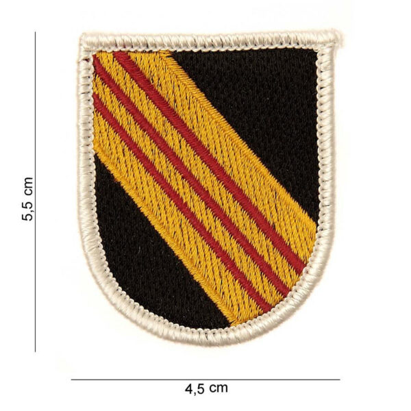 442304 642 75 01 <p>Dit hoogwaardige embleem van stof zonder #3023 is perfect voor de echte liefhebber van speciale eenheden. Met een gedetailleerde afbeelding en tekst brengt dit embleem de geest van de special forces tot leven. Verkrijgbaar in diverse kleuren, is het een ideale aanvulling op uw militaire of outdoor uitrusting. Of je het nu op een jas, tas of andere uitrusting bevestigt, dit embleem is een must-have voor iedereen die zijn stijl en passie voor avontuur wil uitdragen.</p>