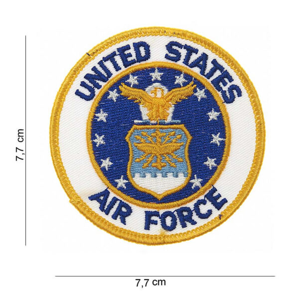 442304 695 75 01 <p>Dit hoogwaardige embleem van de United States Air Force (#3011) is gemaakt van duurzaam stof en toont trots de iconische tekst en afbeelding. Perfect voor het personaliseren van kleding, tassen of andere accessoires, dit embleem is verkrijgbaar in diverse kleuren en voegt een vleugje militaire stijl toe aan jouw outfit. Een must-have voor elke militaire fan of outdoorenthousiasteling.</p>