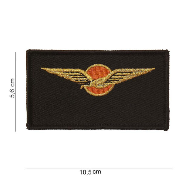 442304 730 75 01 <p>Het Embleem stof KLU naamtab #3047 is een kwalitatief hoogwaardig embleem met een unieke tekst en afbeelding, perfect voor het personaliseren van uw militaire of outdoor uitrusting. Gemaakt van duurzame stof, is dit embleem zowel stijlvol als functioneel. Verkrijgbaar in diverse kleuren, biedt het een veelzijdige optie voor elke gelegenheid. Dit embleem is ideaal voor zowel verzamelaars als actieve gebruikers die een persoonlijk tintje aan hun gear willen geven.</p>