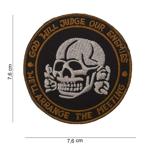 442306 3210 75 01 <p>Dit hoogwaardige embleem, met de krachtige tekst 'God will judge our enemies', is vervaardigd van duurzaam stof en is een opvallende aanvulling voor iedere militaire of outdoor uitrusting. Verkrijgbaar in diverse kleuren, dit embleem geeft niet alleen een persoonlijke touch aan je gear, maar ook een krachtige boodschap. Perfect voor op kleding, tassen of andere accessoires, maak je outfit compleet met dit unieke embleem.</p>