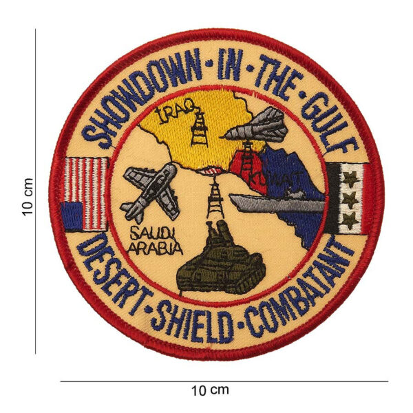 442306 717 75 01 <p>Het Embleem stof desert-shield-combatant #3070 is een uniek en opvallend accessoire dat elke outfit een militaire uitstraling geeft. Gemaakt van duurzame stof en voorzien van authentieke teksten en afbeeldingen, is dit embleem perfect voor het personaliseren van kleding of uitrusting. Verkrijgbaar in diverse kleuren, voegt dit embleem niet alleen stijl toe, maar ook een vleugje avontuur aan je outdoor- of militaire gear.</p>