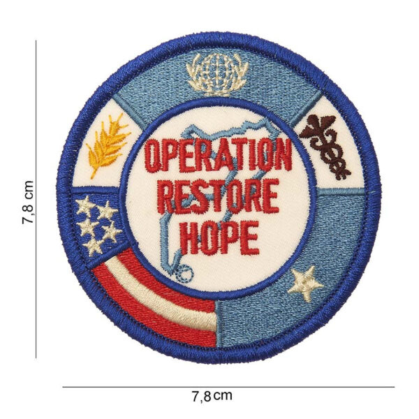 442306 723 75 01 <p>Het Embleem stof operation restore hope #3016 is een prachtig ontworpen embleem met tekst en afbeelding, vervaardigd van hoogwaardig stof. Dit veelzijdige embleem is beschikbaar in diverse kleuren en voegt een unieke touch toe aan uw militaire of outdoor uitrusting. Perfect voor het personaliseren van kleding, rugzakken of andere accessoires, dit embleem is een must-have voor iedere avontuurlijke geest. Maak uw outfit compleet met dit opvallende en betekenisvolle embleem.</p>
