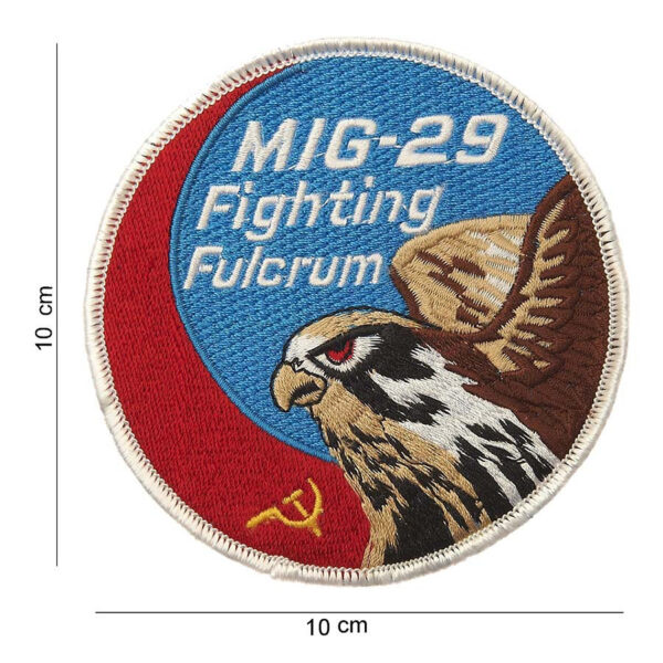 442306 754 75 01 <p>Het embleem stof van de MIG-29 Fighting Fulcrum #4013 is een uniek accessoire voor elke luchtvaartliefhebber en verzamelaar. Dit hoogwaardige embleem is vervaardigd van duurzaam stof en toont een gedetailleerde afbeelding van de iconische jager, compleet met bijpassende tekst. Verkrijgbaar in diverse kleuren, voegt dit embleem een stoere uitstraling toe aan je outfit of gear. Perfect voor op een jas, tas of als decoratie in je verzameling.</p>