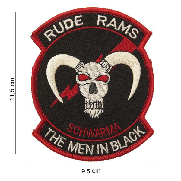 442306 871 75 01 <p>Het Embleem stof rude rams the man in black #4027 is een opvallend en kwalitatief hoogwaardig embleem met een unieke tekst en afbeelding. Dit embleem is perfect voor het personaliseren van kleding of uitrusting en is verkrijgbaar in diverse kleuren. Met zijn robuuste stof en strakke ontwerp is het een must-have voor elke outdoor- of militaire enthusiast die zijn stijl wil accentueren.</p>
