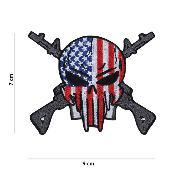 442307 8086 99 01 <p>Dit unieke embleem van stof met de iconische Punisher-wapens is een must-have voor elke fan van de actieheld. Met zijn gedetailleerde ontwerp en opvallende uitstraling voegt dit embleem een stoere touch toe aan je outfit of uitrusting. Of je het nu op kleding, tassen of andere accessoires bevestigt, dit embleem is perfect voor de echte liefhebber van militaire en outdoor stijl. Maak je look compleet met dit opvallende embleem!</p>