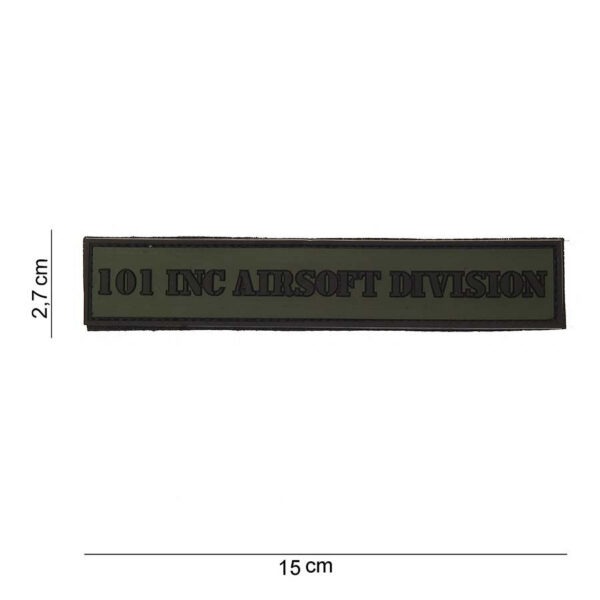 444100 3564 11 01 <p>Het Embleem 3D PVC 101 INC Airsoft Division tab #13049 is een hoogwaardig embleem vervaardigd uit duurzaam PVC. Dit embleem is voorzien van een handige klittenbandsluiting aan de achterzijde, waardoor het eenvoudig op verschillende textielsoorten te bevestigen is. Met zijn opvallende groene kleur voegt het een unieke uitstraling toe aan uw uitrusting. Perfect voor airsoftliefhebbers en verzamelaars die hun gear willen personaliseren.</p>