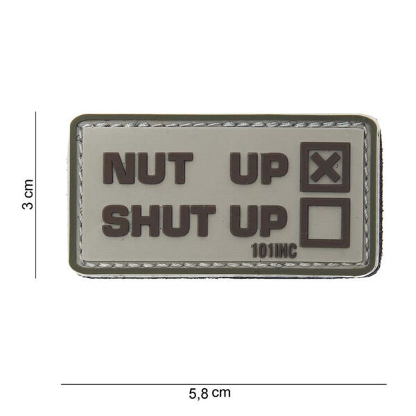 444100 3812 99 01 <p>Voeg een unieke touch toe aan je uitrusting met het Embleem 3D PVC Nut up beige #10081. Dit stijlvolle embleem is vervaardigd uit hoogwaardig PVC en is voorzien van klittenband aan de achterzijde, waardoor het eenvoudig te bevestigen is op jassen, rugzakken of andere gear. Het beige ontwerp zorgt voor een subtiele, maar opvallende uitstraling, perfect voor militaire en outdoor liefhebbers. Upgrade je uitrusting met dit praktische en fashionable embleem!</p>