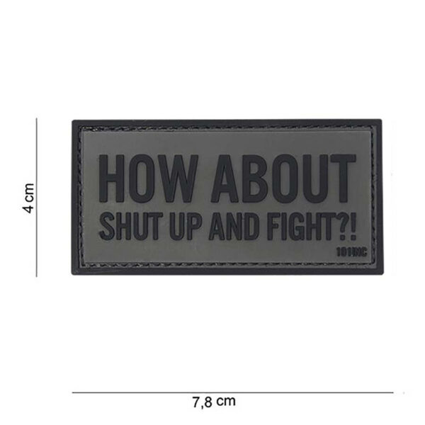 444100 3817 99 444100 3817 99 01 <p>Ontdek het stijlvolle 3D PVC embleem 'How about' in grijs (#10080). Dit hoogwaardige embleem is voorzien van een praktische klittenband achterzijde, waardoor het eenvoudig te bevestigen is op verschillende oppervlakken. Perfect voor het personaliseren van je militaire of outdoor uitrusting. Met zijn strakke ontwerp voegt dit embleem niet alleen een uniek accent toe, maar is het ook ideaal voor gebruik op jassen, rugzakken of andere gear. Voeg een touch van karakter toe aan je uitrusting met dit veelzijdige embleem.</p>