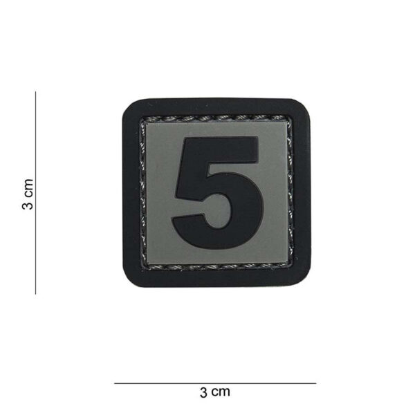 444100 3902 99 01 <p>Ontdek het Embleem 3D PVC 5 #15006, een veelzijdig en duurzaam embleem met een praktische klittenband achterzijde. Dit embleem is ideaal voor het personaliseren van uw uitrusting en biedt een stevige bevestiging op verschillende oppervlakken. Perfect voor militaire en outdoor toepassingen, dit embleem voegt niet alleen stijl toe, maar ook functionaliteit aan uw gear. Maak uw outfit compleet met dit hoogwaardige PVC embleem.</p>